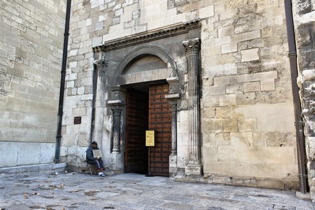 kathedrale-saint-sauveur