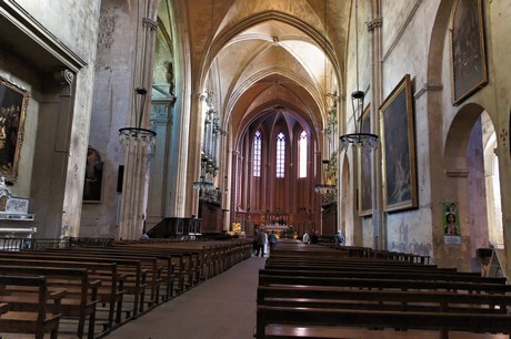 kathedrale-saint-sauveur