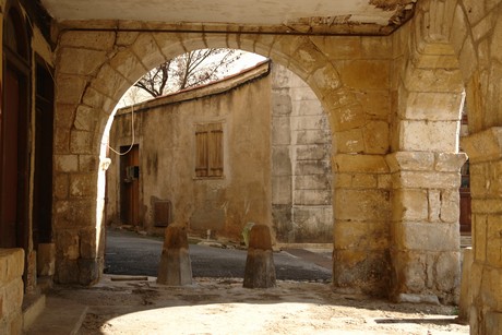 alet-les-bains