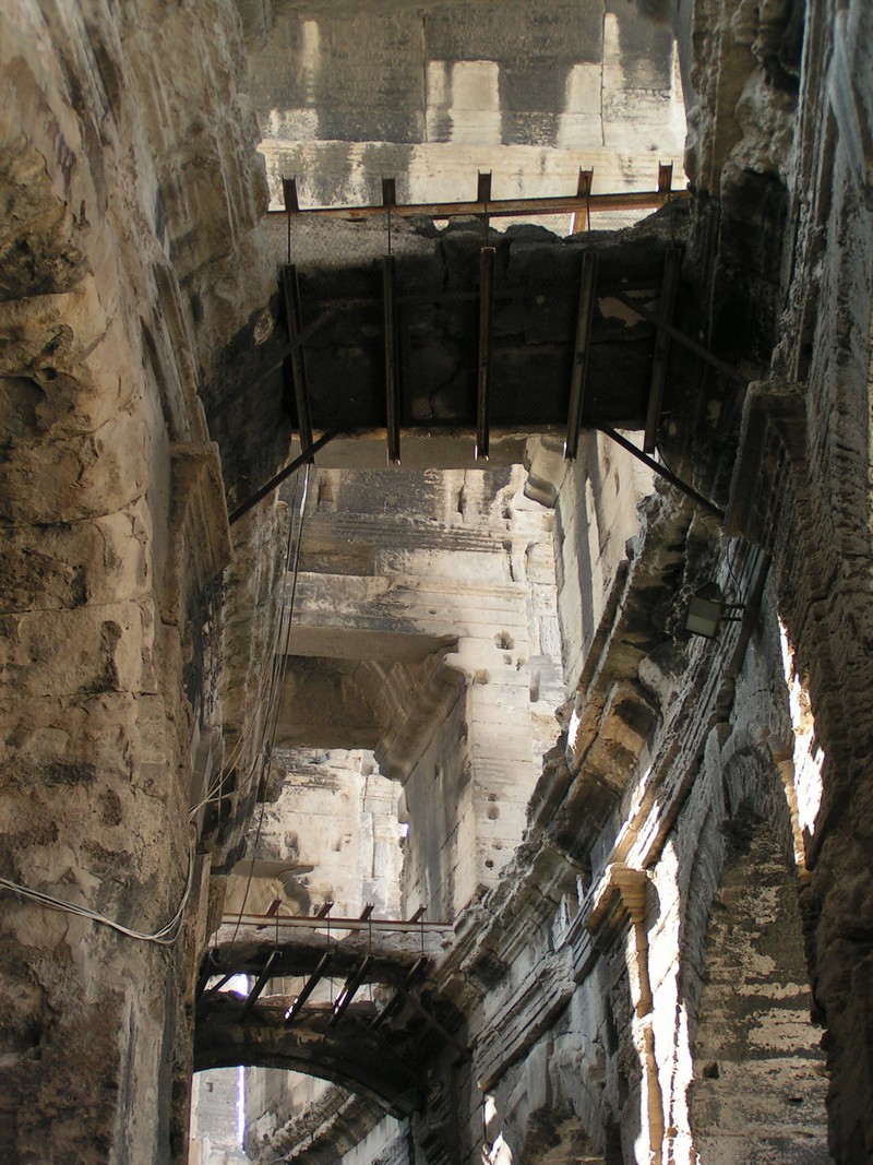 arles-amphitheater