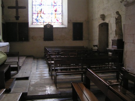 azay-le-rideau-kirche