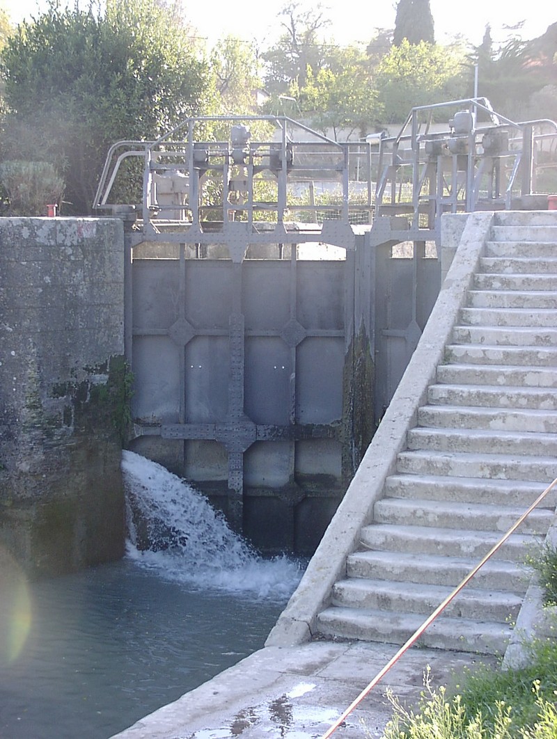 beziers-canal-du-midi