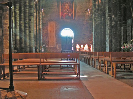 les-saintes-marie-de-la-mer-kirche