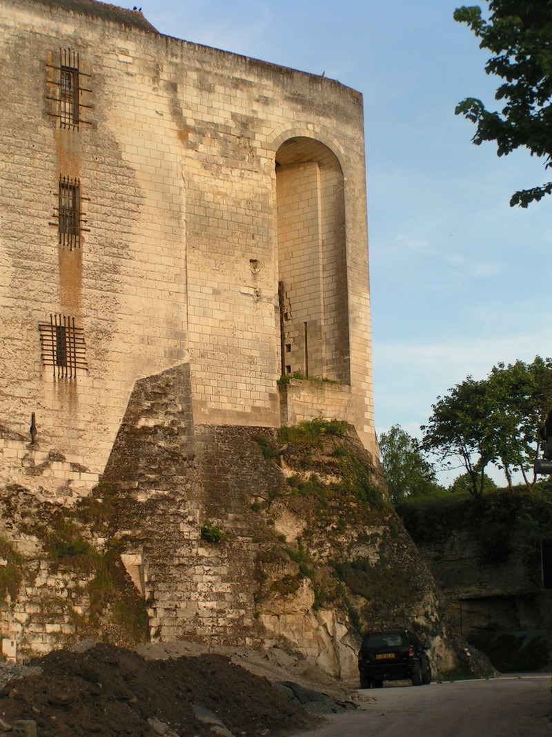 loches