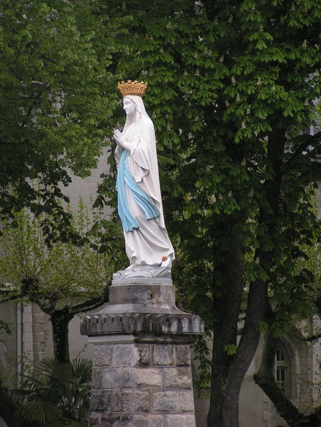 lourdes