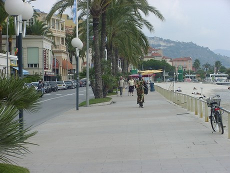 menton-strand