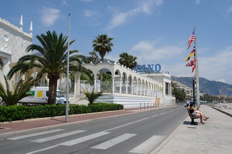 uferpromenade