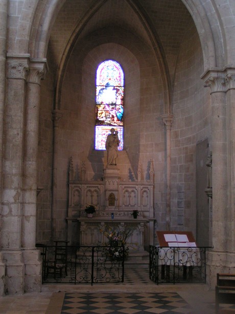 meung-sur-loire-kirche