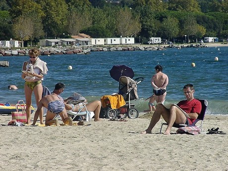 port-grimaud-strand