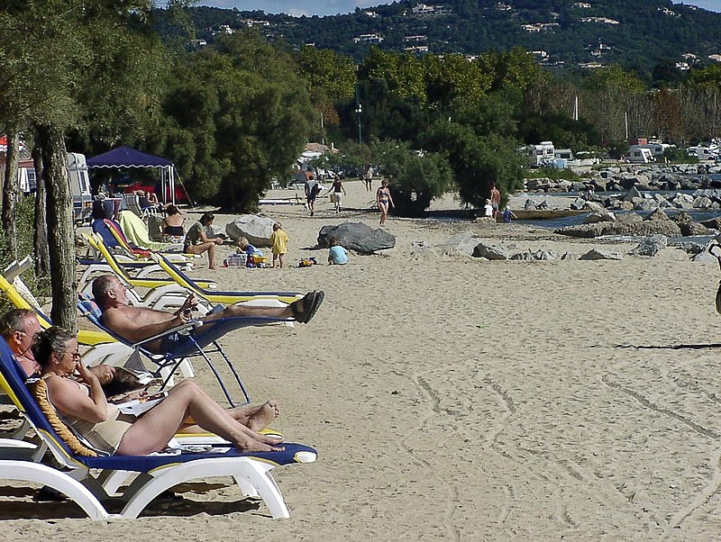 port-grimaud-strand