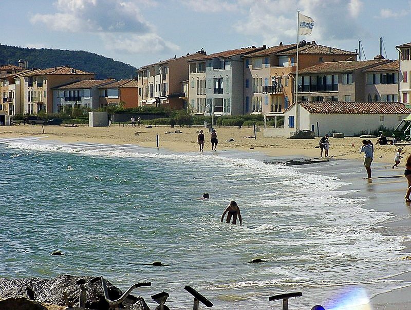 port-grimaud-strand