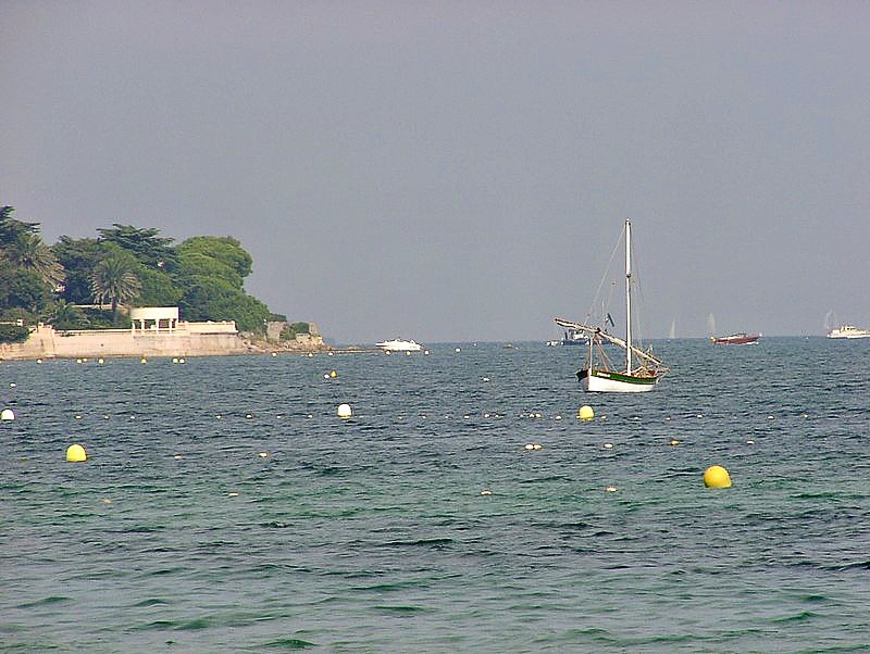 port-grimaud-strand