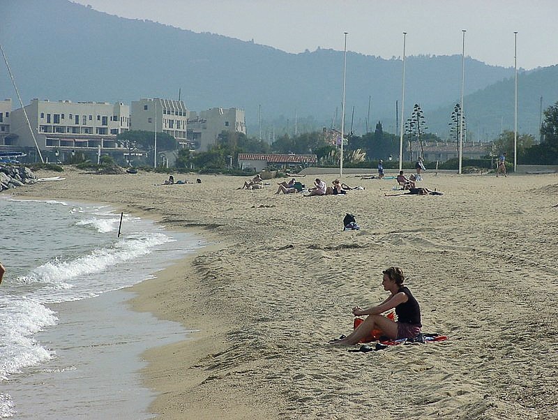 port-grimaud-strand