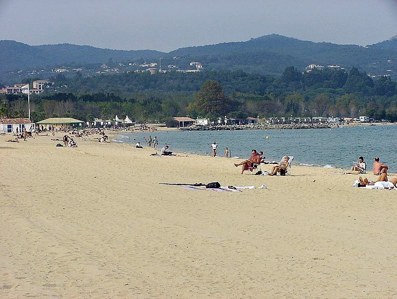 port-grimaud-strand