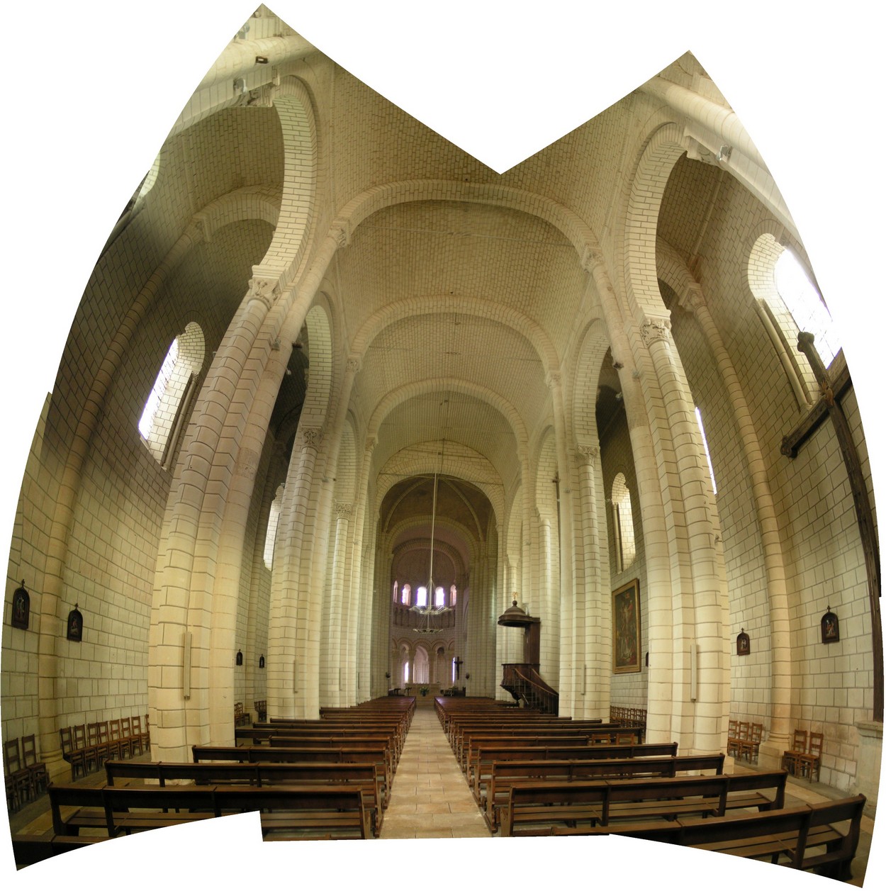 Preuilly-sur-Claise - Kirche