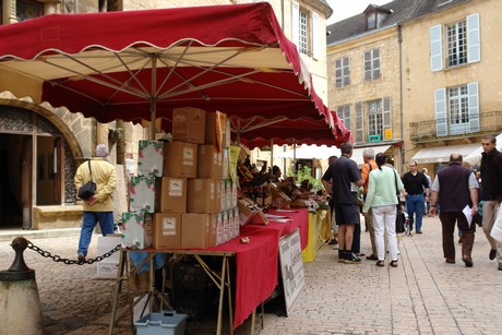 sarlat-markt