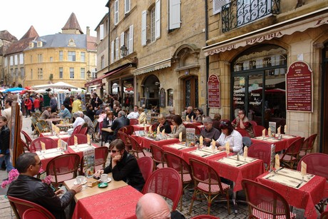 sarlat-markt