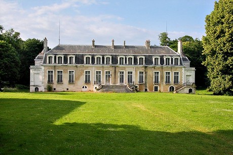 chateau-de-serrigny