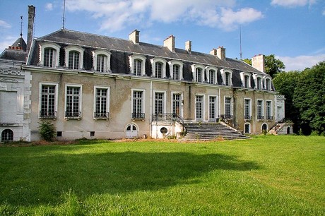 chateau-de-serrigny