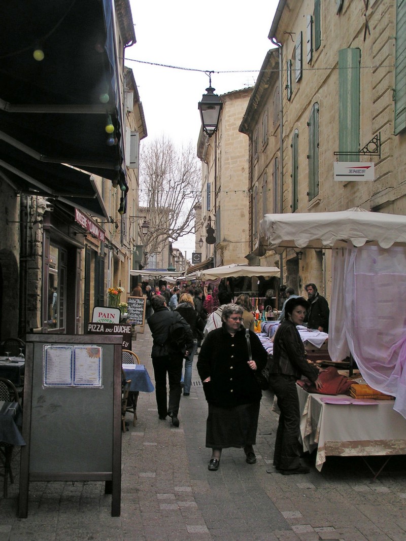 uzes-markt