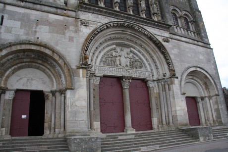 vezelay-basilika