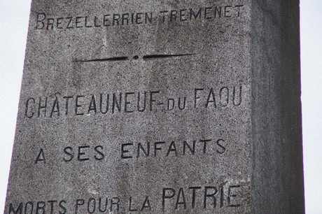 chateauneuf-du-Faou