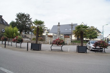 chateauneuf-du-Faou
