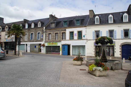 chateauneuf-du-Faou