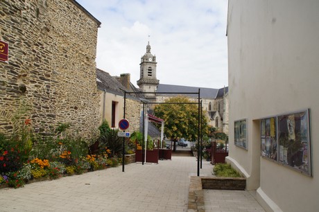 chateauneuf-du-Faou