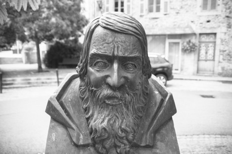 chateauneuf-du-Faou