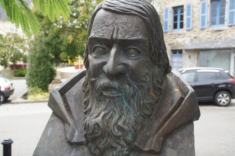 chateauneuf-du-Faou