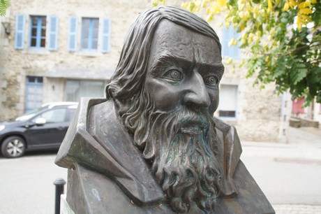 chateauneuf-du-Faou