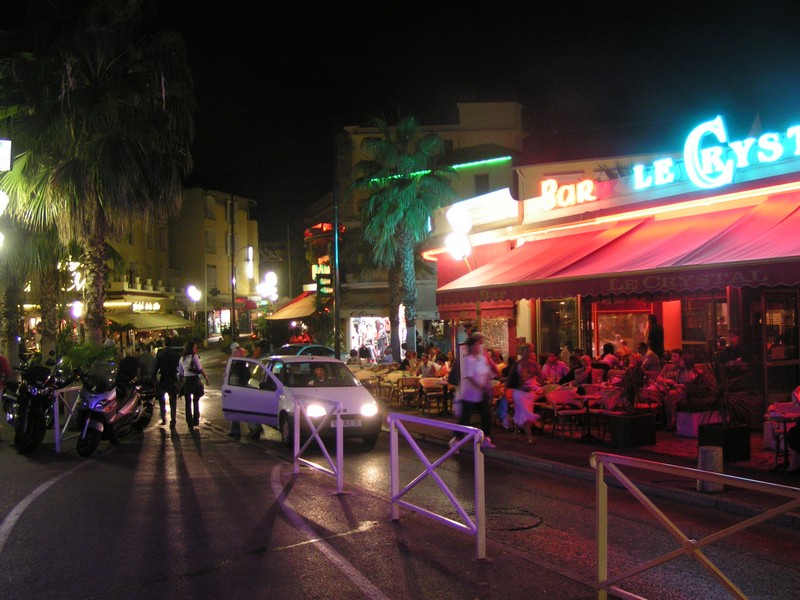 juan-les-pins-nacht