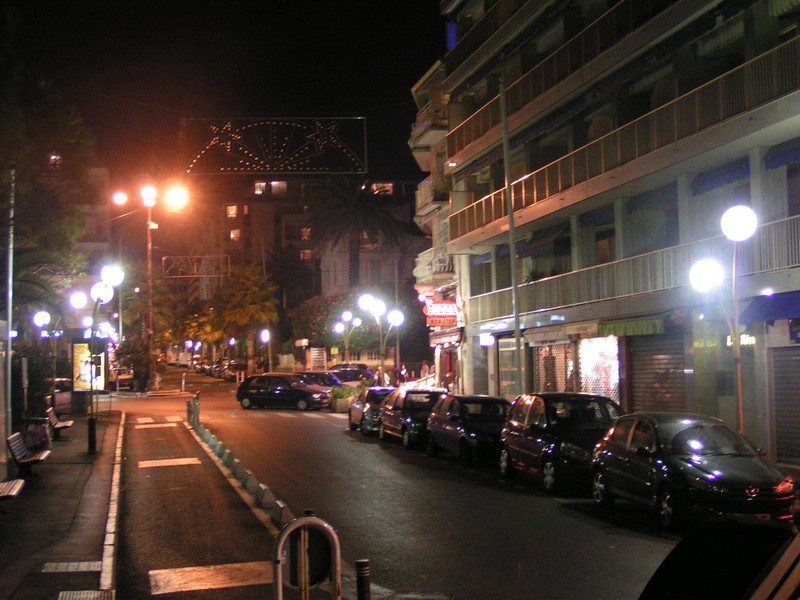 juan-les-pins-nacht