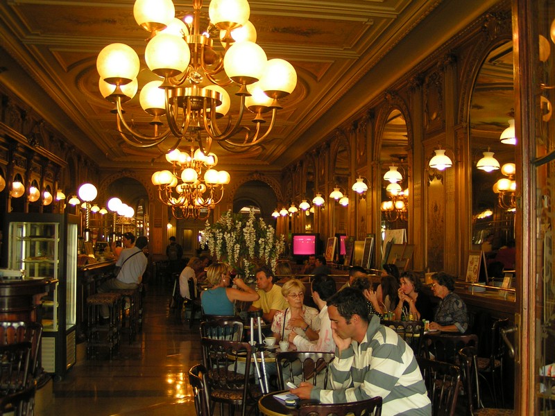 cafe-de-la-paix