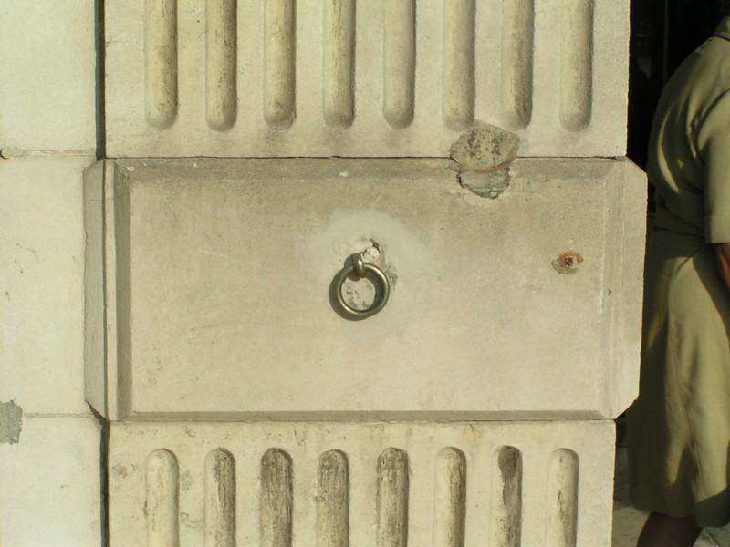 cafe-de-la-paix