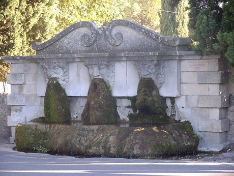 lourmarin