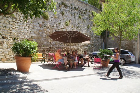 menerbes