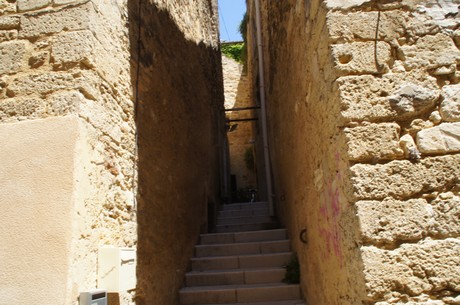 menerbes