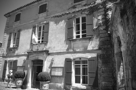 menerbes