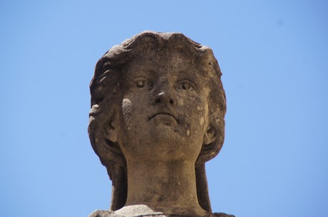 menerbes