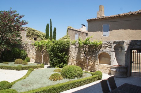 menerbes