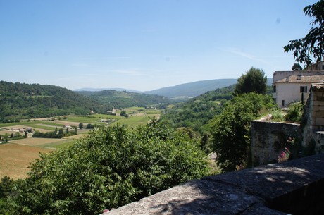 menerbes