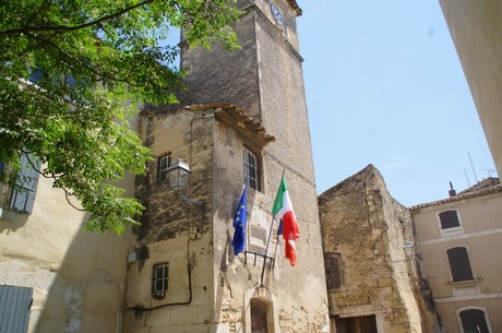menerbes