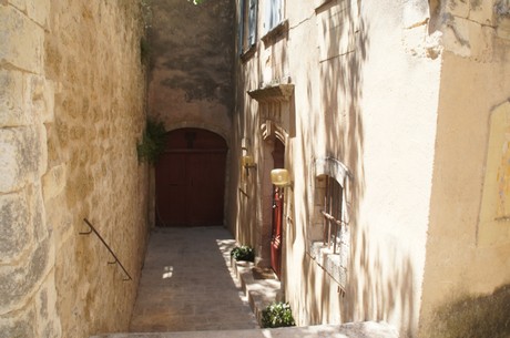 menerbes