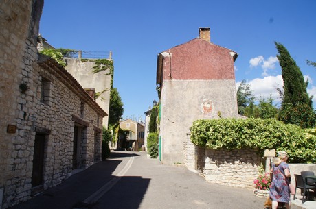 Monieux