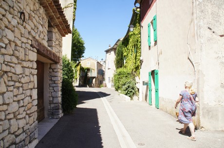 Monieux
