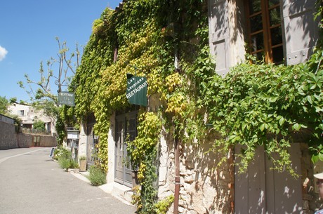 Monieux
