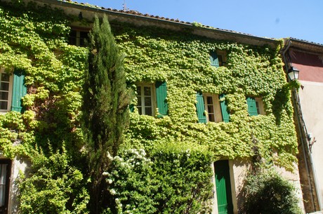 Monieux