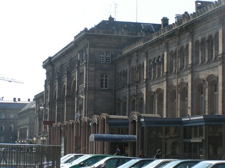 bahnhof